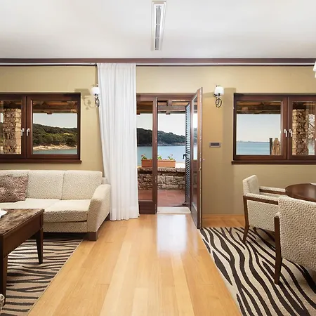 Lovorka By Interhome * Pula