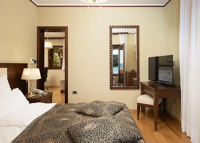 Villa Lovorka By Interhome Póla